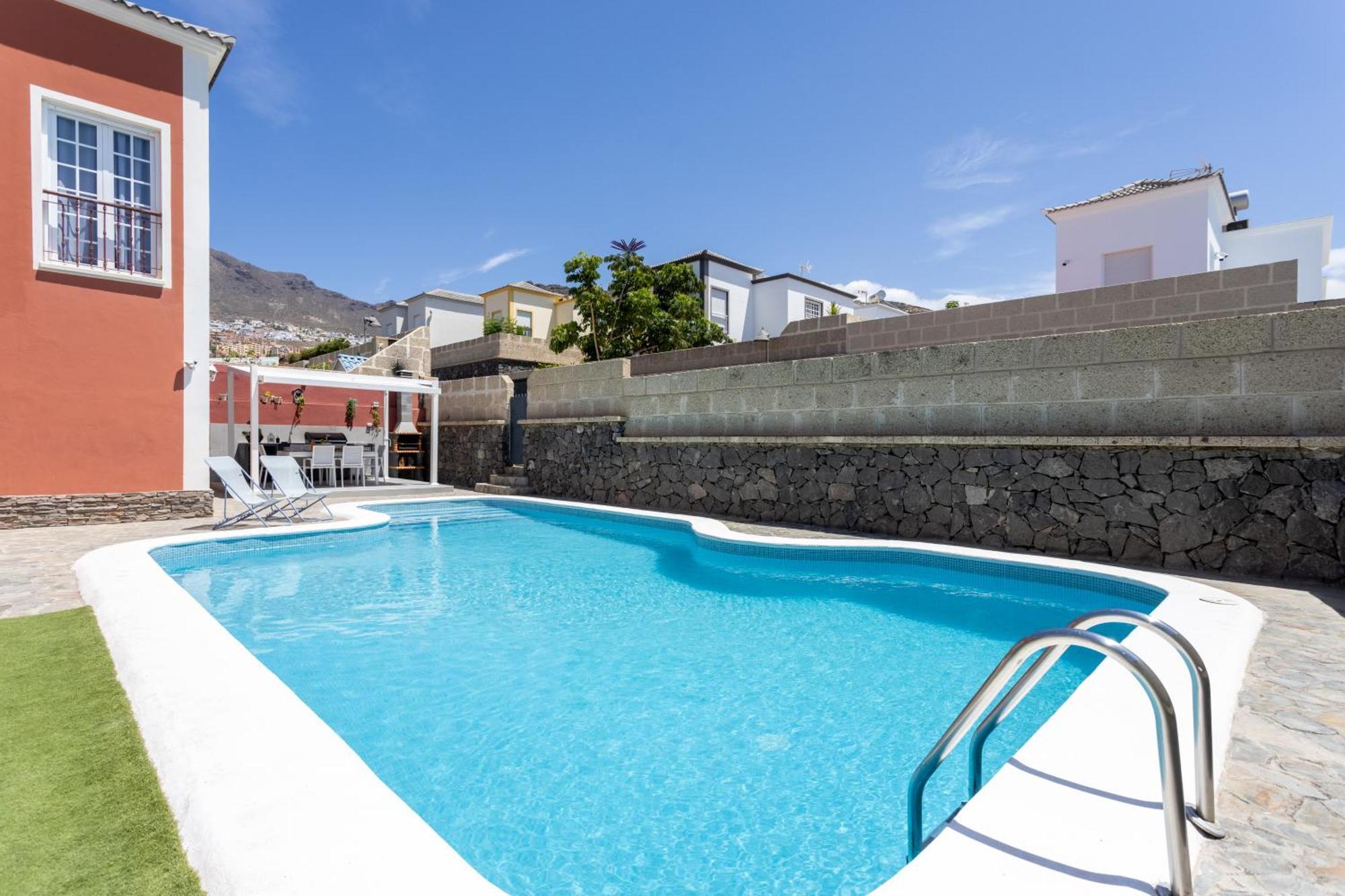 Villa Chloe Costa Adeje Tenerifesummervillas Giant Private Pool 11 Meters Long Экстерьер фото